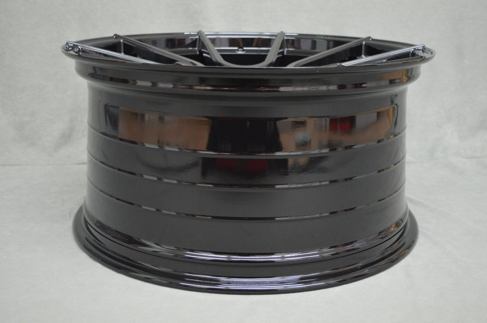 ISPIRI FFR6 21'' 10,5J ET30 5x112 Corsa Black - obrazek 6