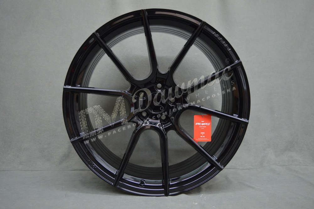 ISPIRI FFR6 21" 10,5J ET43 5x112 Corsa Black