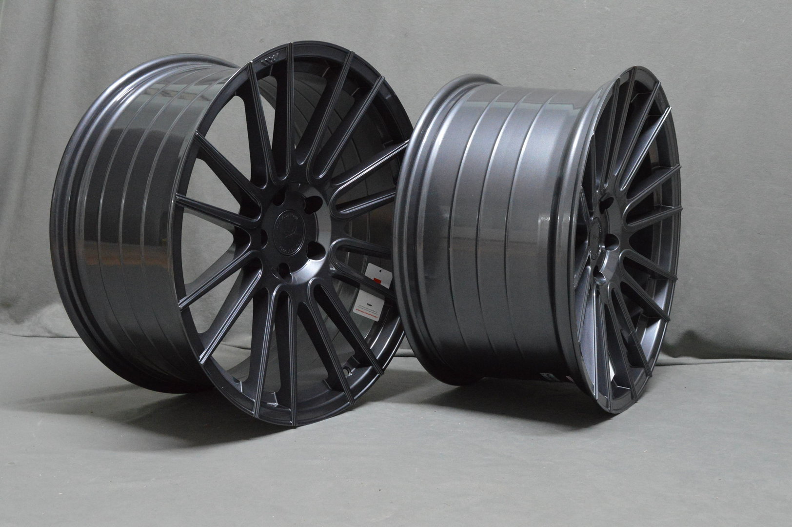 ISPIRI FFR8 20" 10J ET45 + 10,5J ET30 5x112 Carbon Graphite - obrazek 6