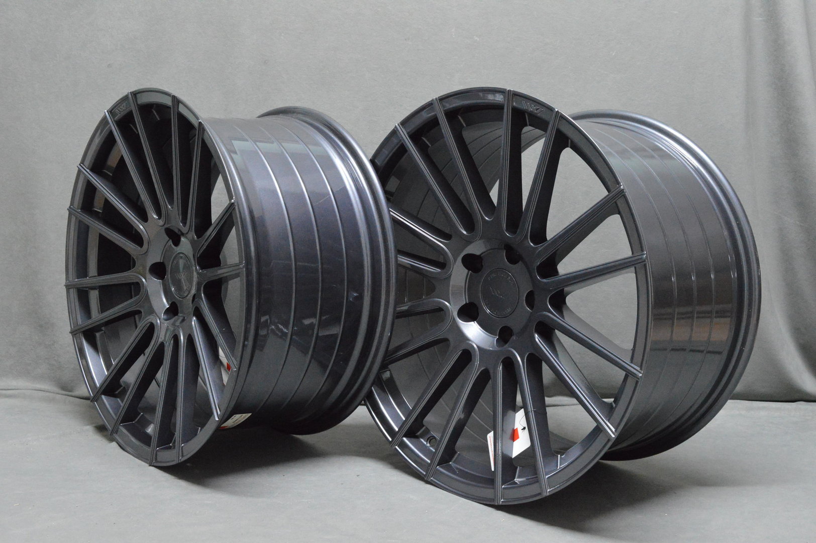 ISPIRI FFR8 20" 9J ET35 + 10,5J ET30 5x120 Carbon Graphite - obrazek 5