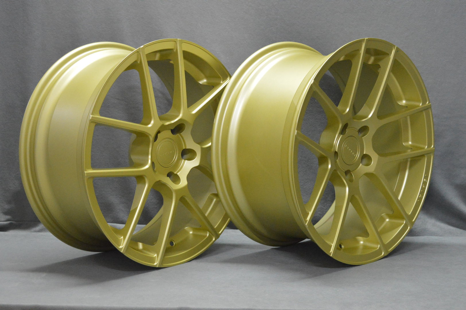 ISPIRI ISR6 19" 8,5J ET32 + 9,5J ET45 5x112 Matt Carbon Gold PROMOCJA - obrazek 6