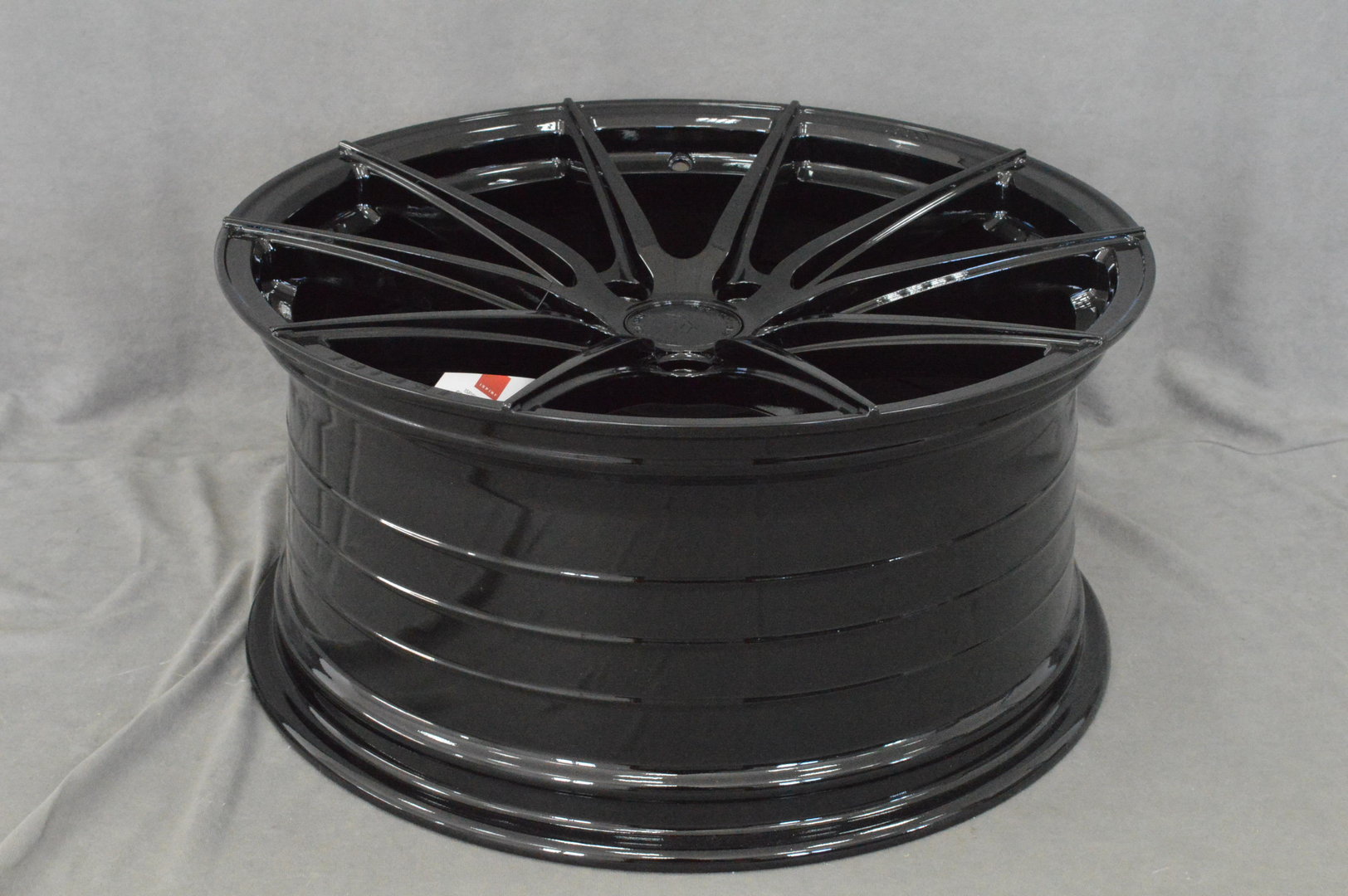 Ispiri FFR1 19'' 9J ET45 5x120 Corsa Black - obrazek 5