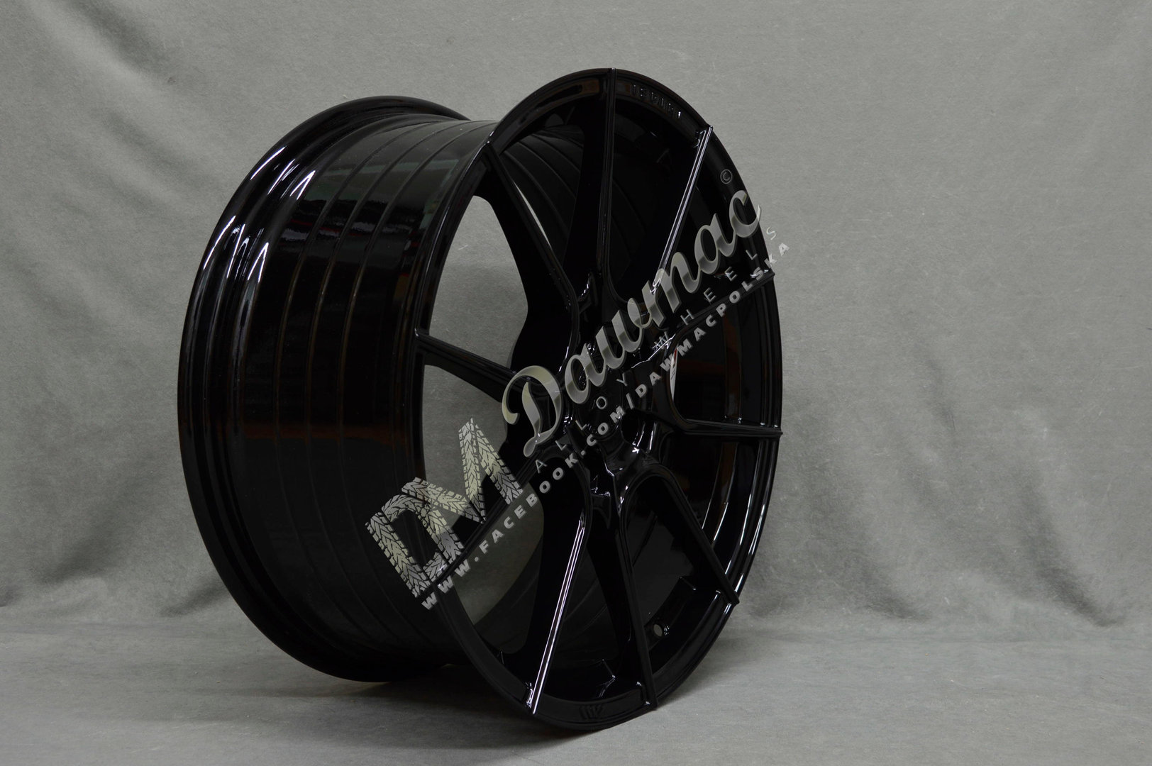 Ispiri FFR6 19" 8,5J ET45 5x112 Corsa Black - obrazek 4