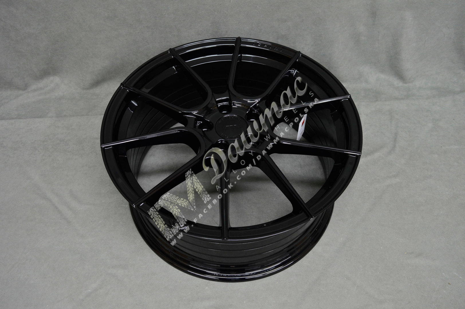 Ispiri FFR6 19" 8,5J ET45 5x112 Corsa Black - obrazek 5