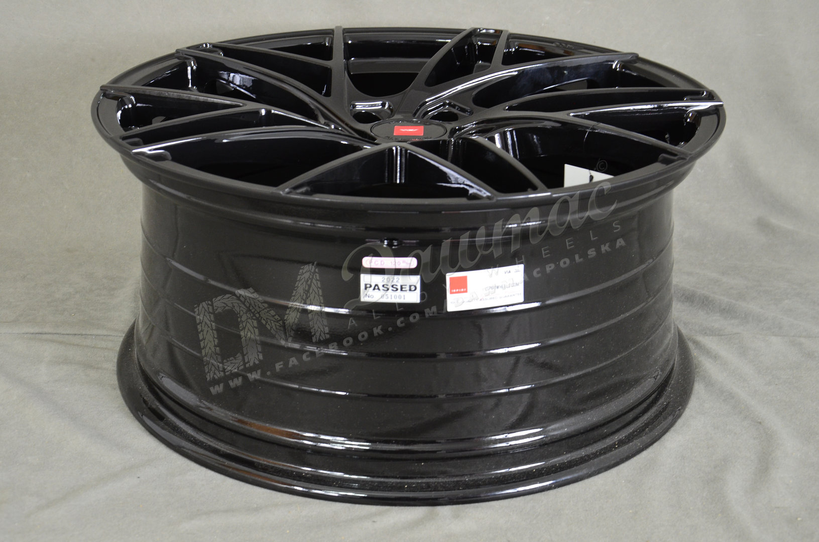 Ispiri FFRM 19" 10J ET43 5x120 Corsa Black - obrazek 6