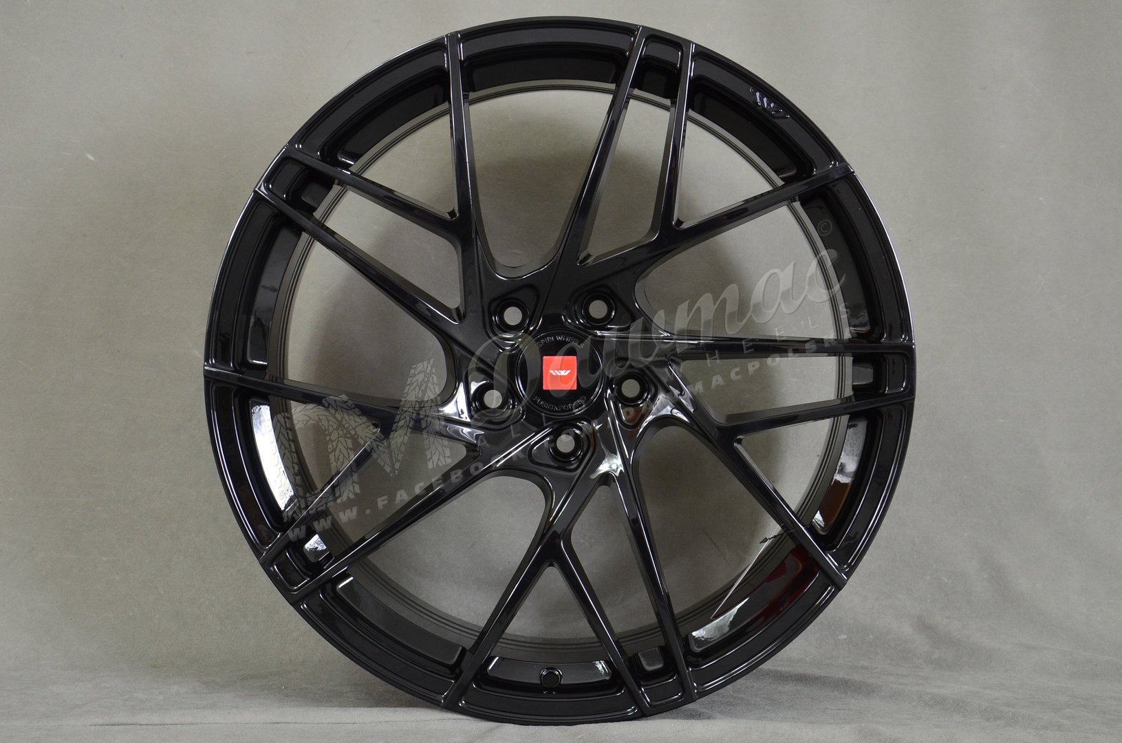 Ispiri FFRM 20" 8,5J ET28 5x112 Corsa Black - obrazek 2