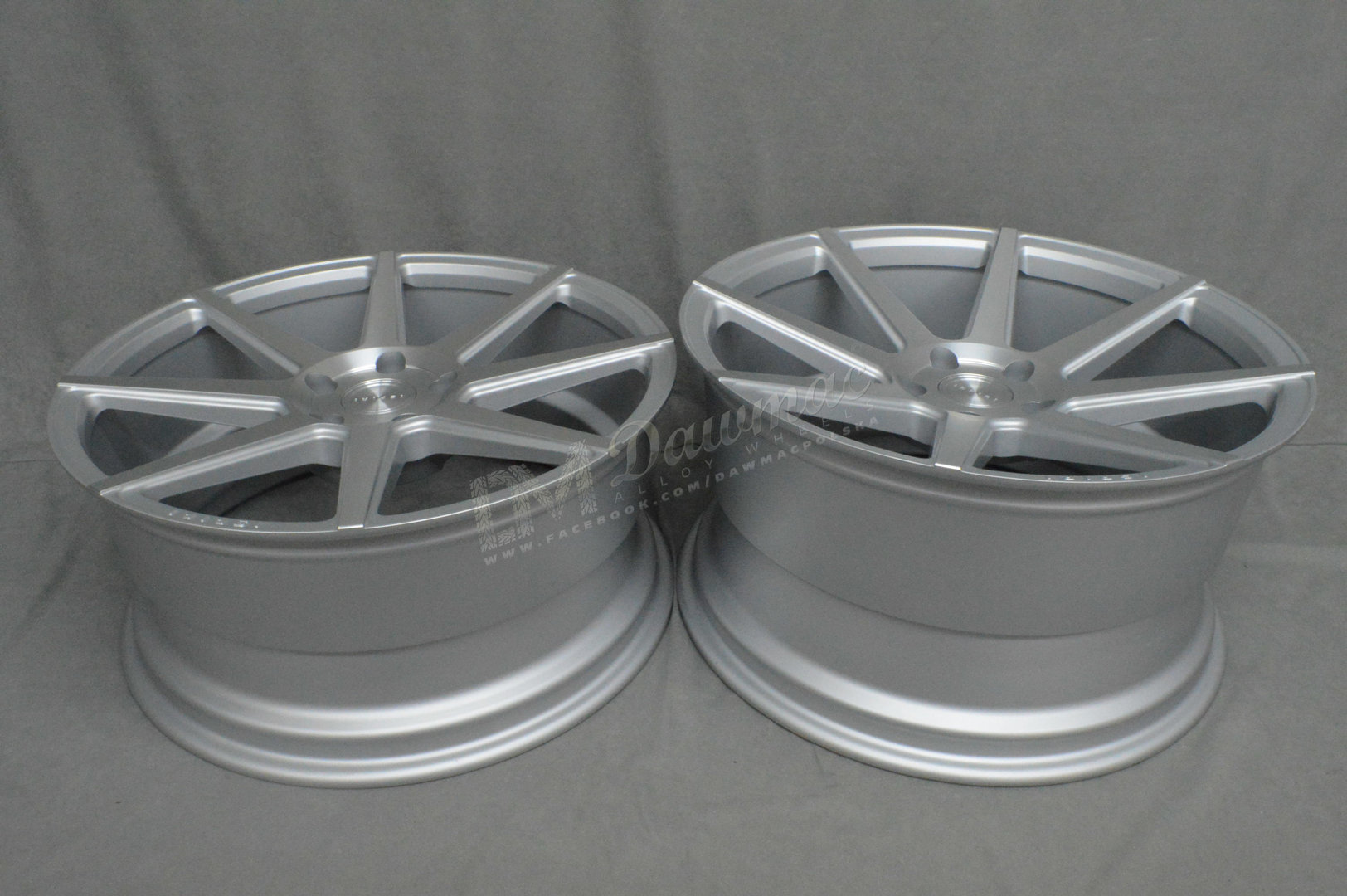 Ispiri ISR8 20" 9J ET35 + 10,5J ET35 5x120 Satin Silver Machined - obrazek 6