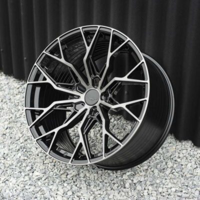 JUDD JSF1 21" 10,5J ET15-50 5x98-5x130 Gloss Black Titanium Brushed