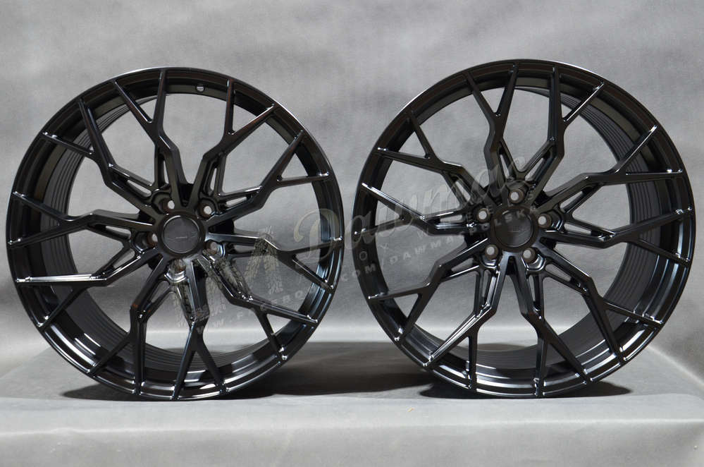 JUDD JSF1 21" 10,5J ET15-50 5x98-5x130 Satin Black