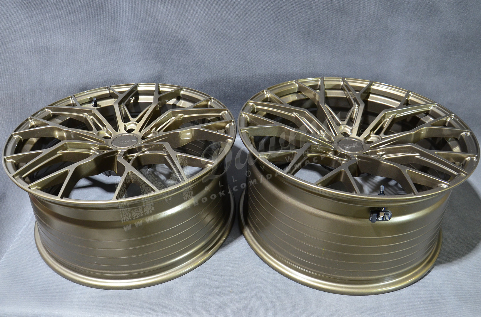 JUDD JSF1 21" 9,5J ET20-55 + 10,5J ET15-50 5x98-5x130 Gloss Bronze - obrazek 6