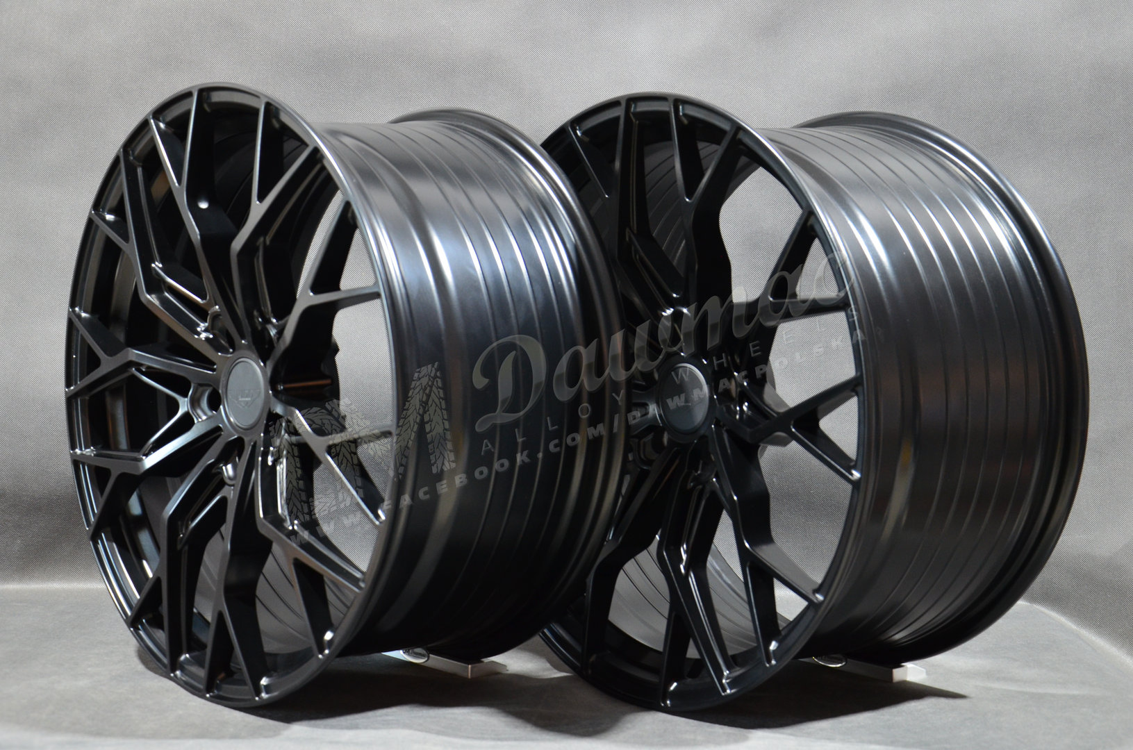 JUDD JSF1 21" 9,5J ET37 + 10,5J ET43 5x112 Satin Black - obrazek 4