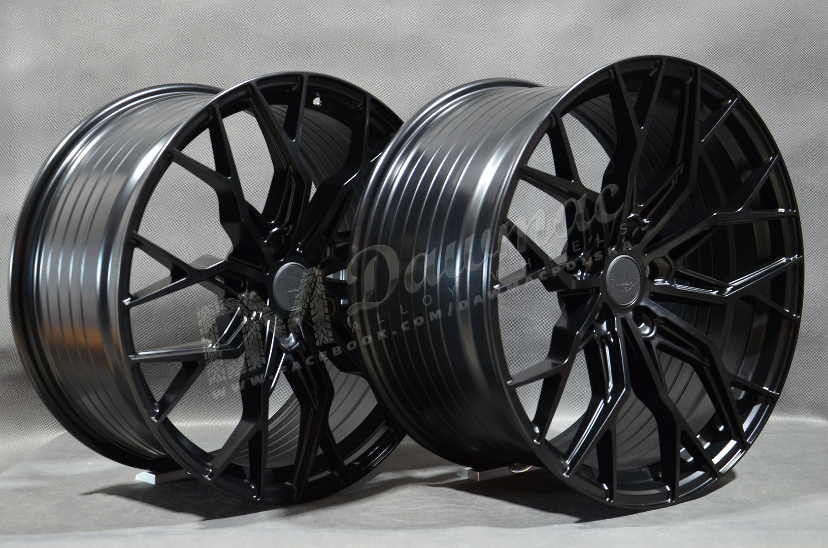 JUDD JSF1 21" 9,5J ET37 + 10,5J ET43 5x112 Satin Black - obrazek 5