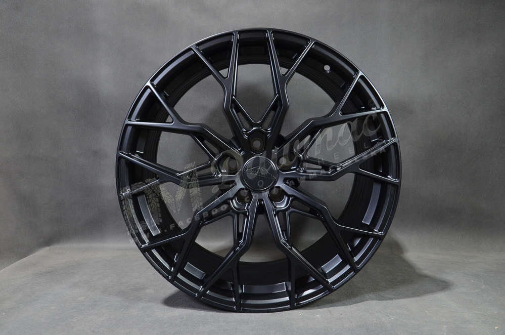 JUDD JSF1 22" 10,5J ET25-50 5x100-5x130 Satin Black
