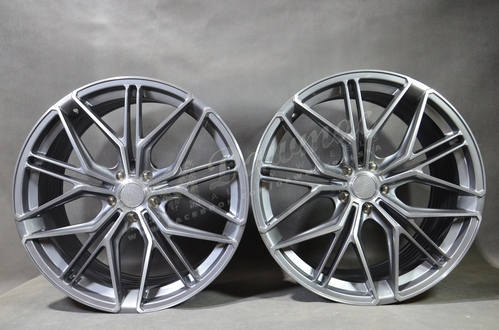JUDD JSF7 22" 9,5J ET20-50 + 10,5J ET25-45 5x100-5x130 Titanium - obrazek 2