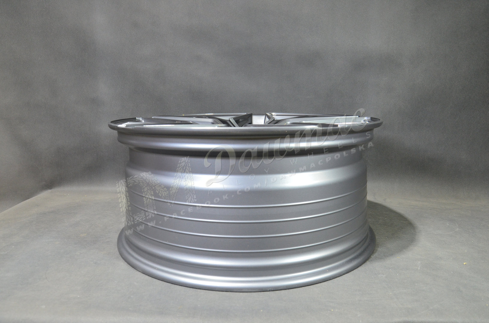 JUDD JSF7 22" 9,5J ET20-50 5x100-5x130 Titanium - obrazek 5