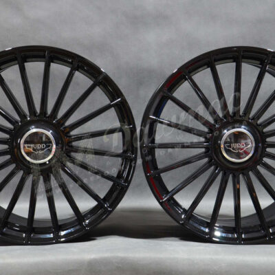 JUDD JSF8 22" 9,5J ET35-50 + 11J ET32-50 5x100-5x130 Gloss Black