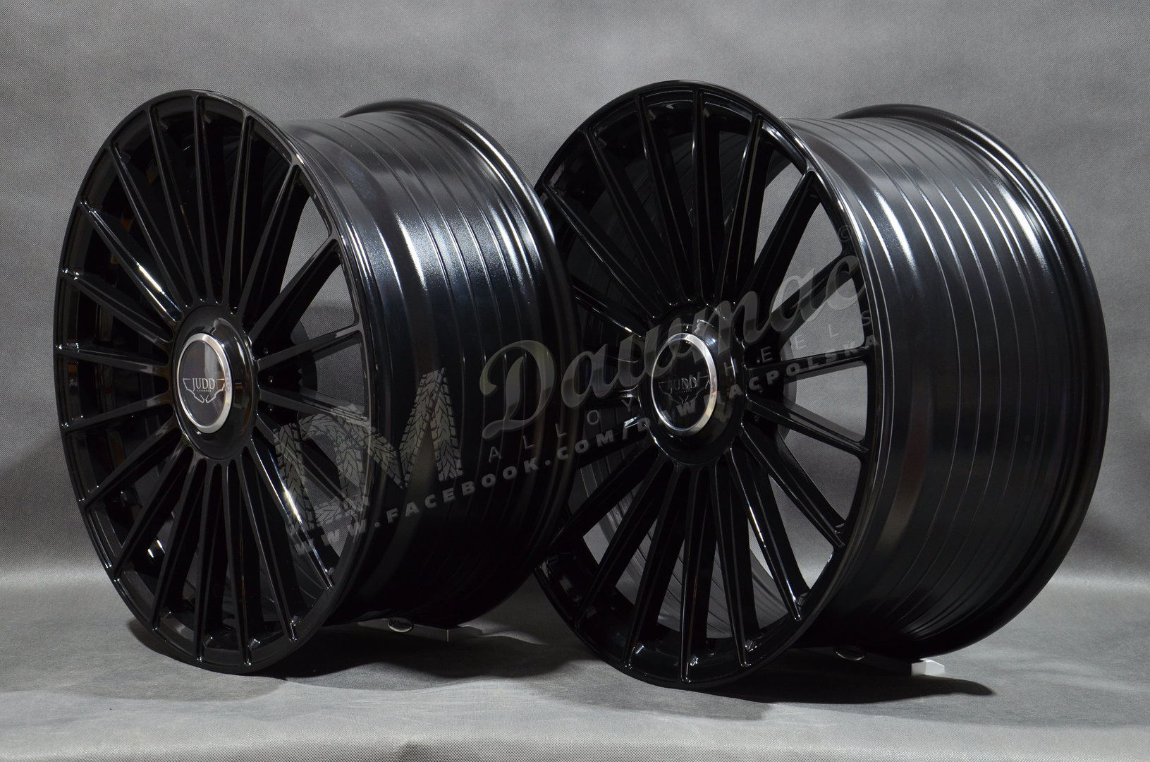 JUDD JSF8 22" 9,5J ET35-50 + 11J ET32-50 5x100-5x130 Gloss Black - obrazek 5