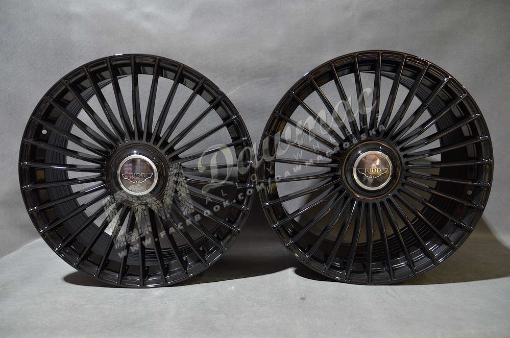 JUDD JSF9 22" 9J ET15-45 + 10,5J ET25-45 5x108-5x130 Gloss Black