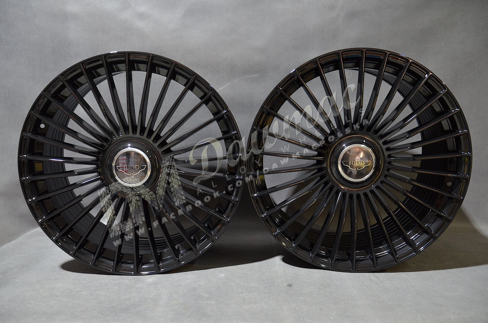 JUDD JSF9 22" 9J ET15-45 + 10,5J ET25-45 5x108-5x130 Gloss Black - obrazek 2