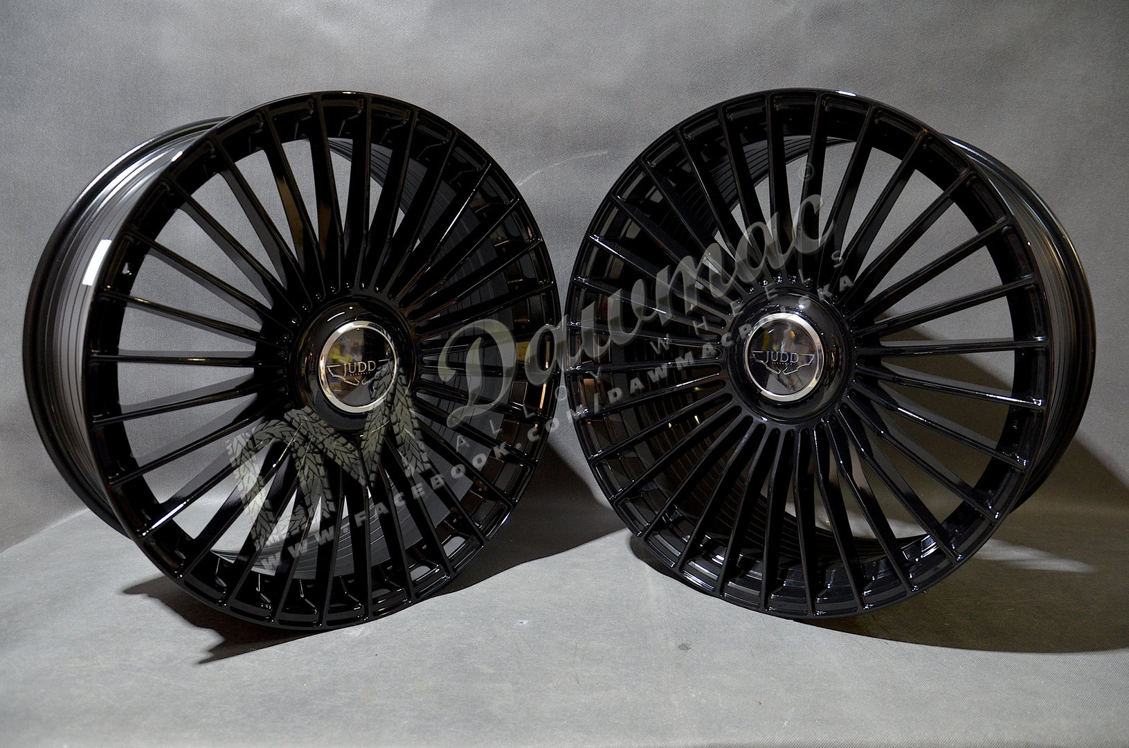 JUDD JSF9 22" 9J ET15-45 + 10,5J ET25-45 5x108-5x130 Gloss Black - obrazek 3