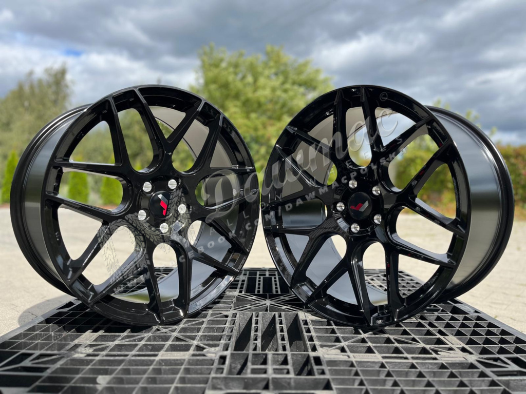 Japan Racing JR18 20" 9J ET20 + 10J ET30 5x112 Glossy Black - obrazek 2