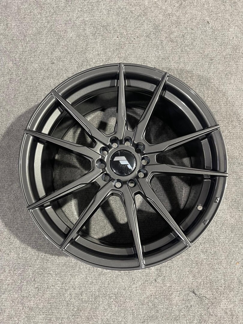 Japan Racing JR21 18" 8,5J ET45 5x112/114,3 Hyper Gray - obrazek 2