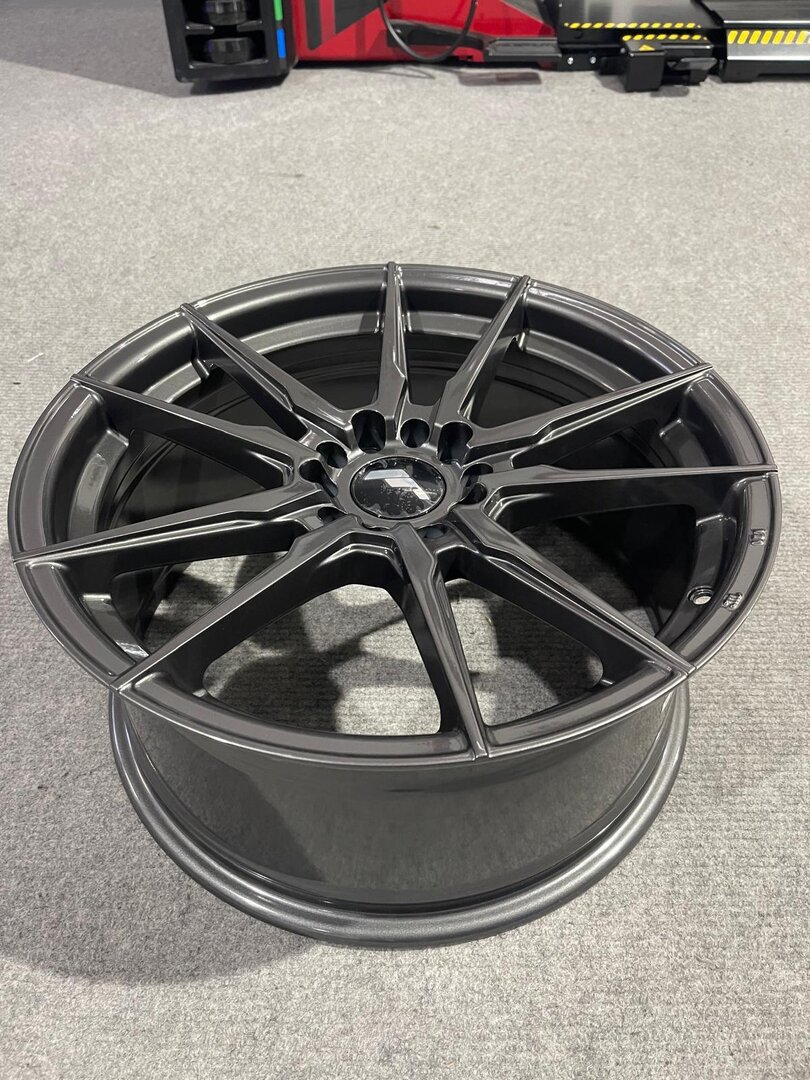 Japan Racing JR21 18" 8,5J ET45 5x112/114,3 Hyper Gray - obrazek 6