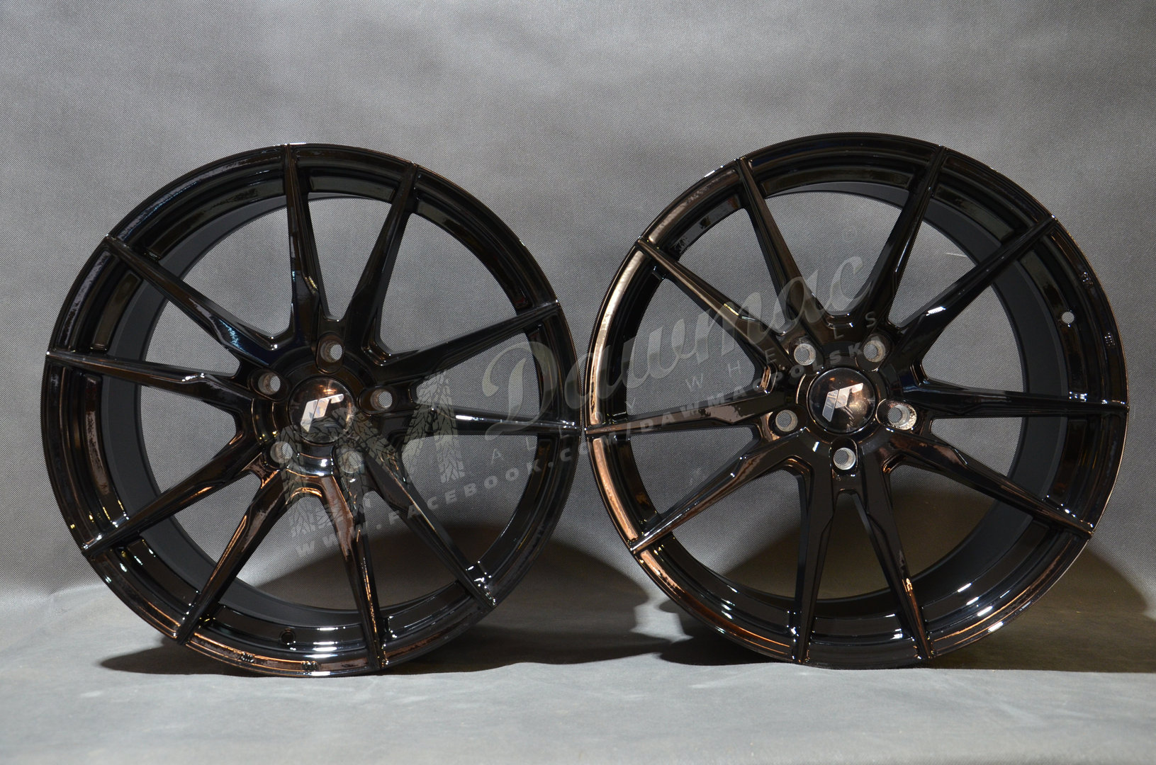 Japan Racing JR21 19" 8,5J ET30 + 9,5J ET40 5x120 Gloss Black - obrazek 2