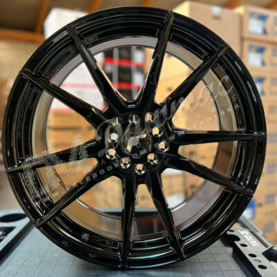 Japan Racing JR21 19" 8,5J ET35 5x100/120 Gloss Black