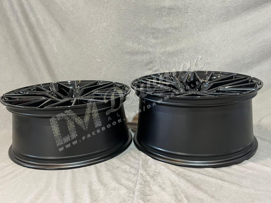 Japan Racing JR38 19" 8J ET35 + 9J ET40 5x120 Gloss Black - obrazek 7