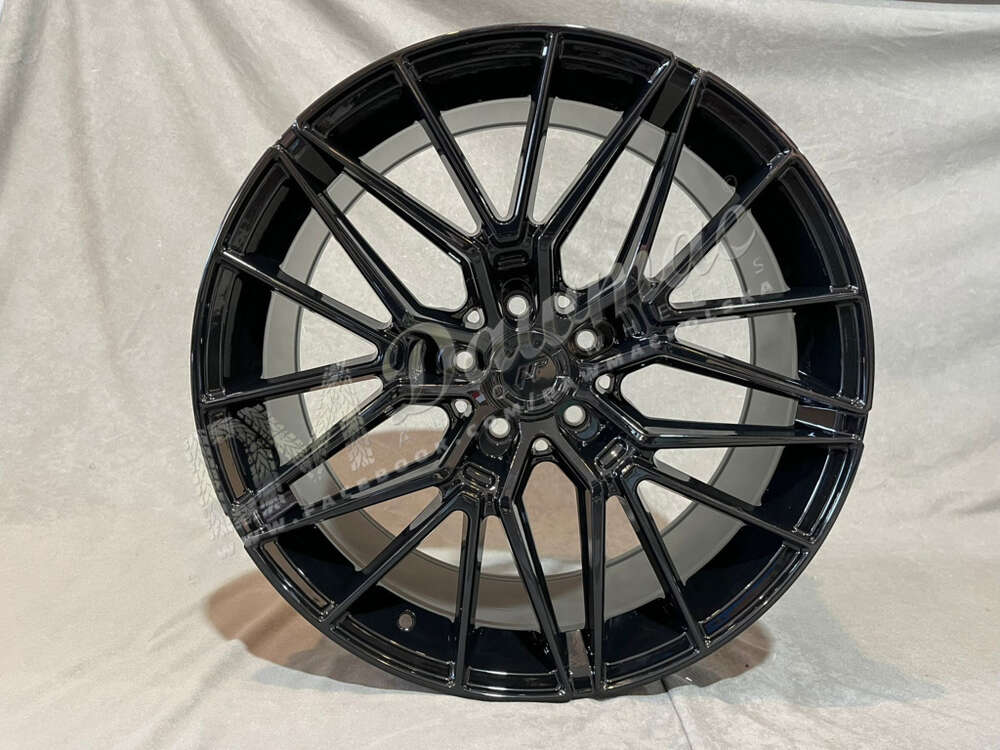 Japan Racing JR38 19" 8,5J ET40 5x112 Gloss Black