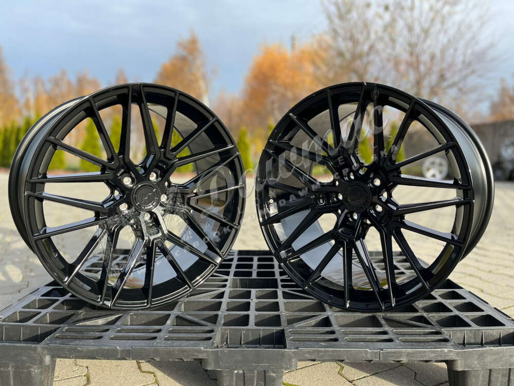 Japan Racing JR38 20" 9,5J ET40 + 10,5J ET35 5x112 Gloss Black