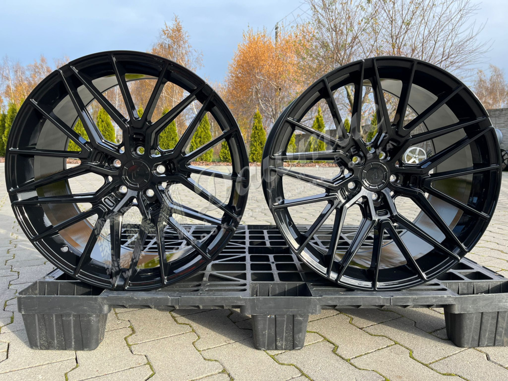 Japan Racing JR38 20" 9,5J ET40 + 10,5J ET35 5x112 Gloss Black - obrazek 3