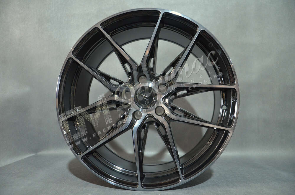 Japan Racing JR44 19" 8,5J ET45 5x112 Black Machined w/Tinted Face
