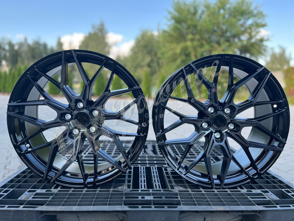 Japan Racing JR46 19" 8J ET38 + 9J ET43 5x112 Black Machined w/Tinted Face - obrazek 2