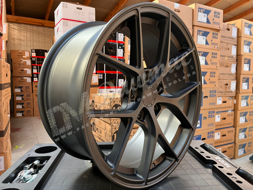 Japan Racing SL01 18" 8,5J ET35 5x120 Matt Gun Metal - obrazek 3