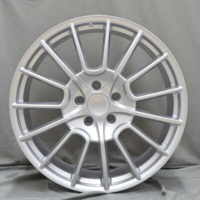 MODEL:1504 22" 9,5J ET50 5x130 Silver