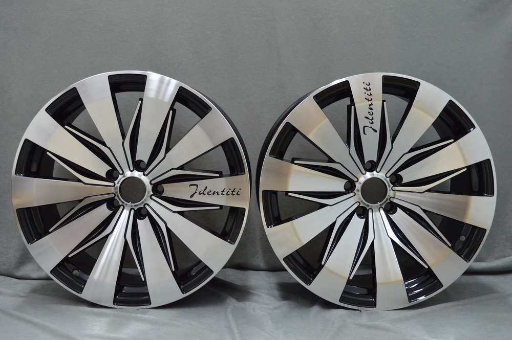 MODEL:208 19" 8J ET38 + 9J ET35 5x120 BLK Polish