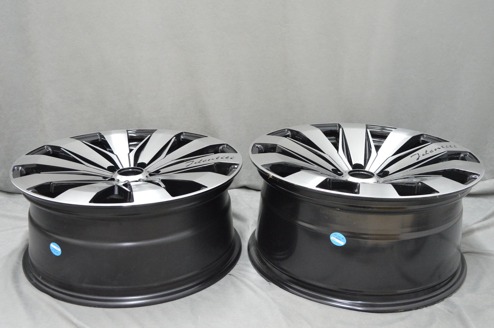 MODEL:208 19" 8J ET38 + 9J ET35 5x120 BLK Polish - obrazek 7