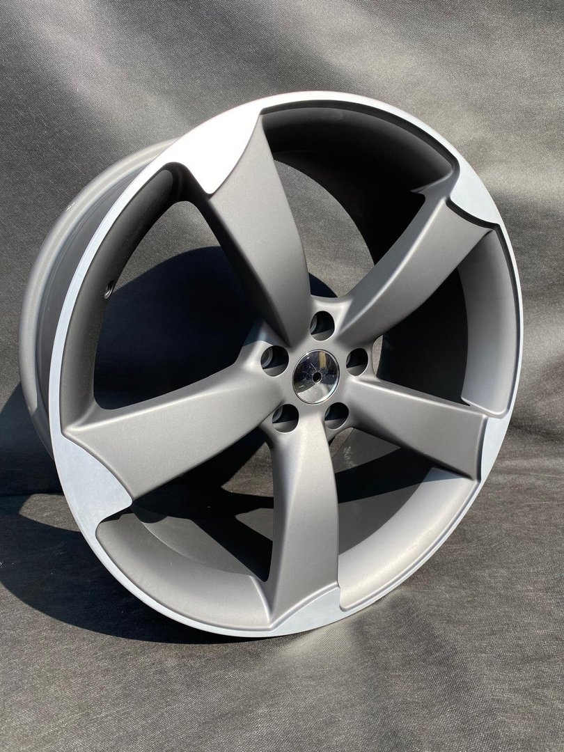 MODEL:510 20" 9J ET35 5x112 Satin Grey Polished Lips - obrazek 3