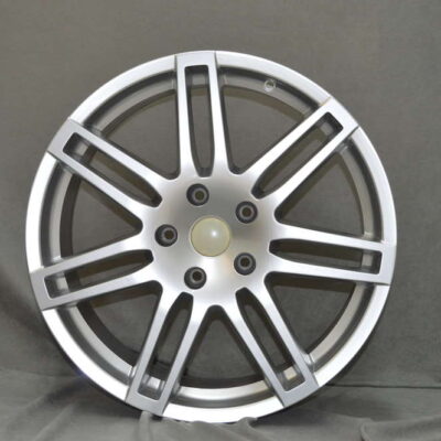 MODEL:70538  20'' 9J ET55 5x130 Hyper Silver