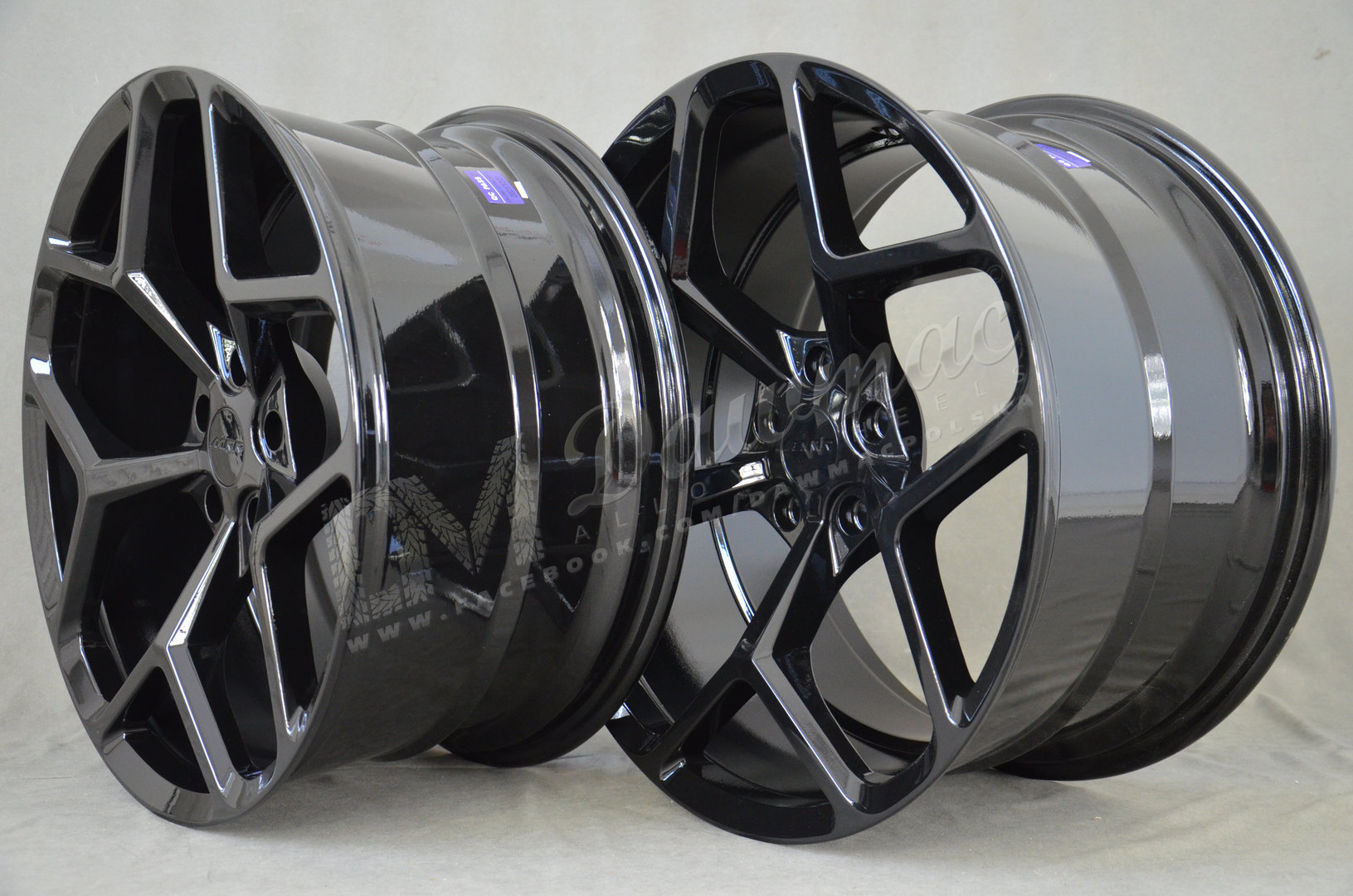 MRR M228 20" 10J ET35 + 11J ET43 5x120 Gloss Black - obrazek 4