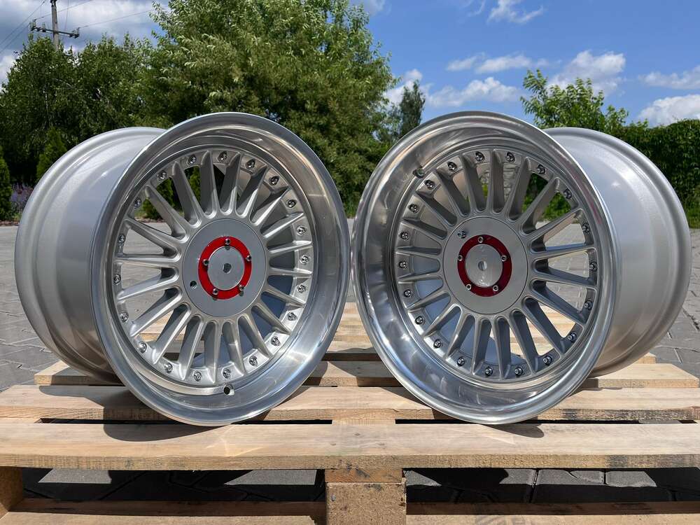Model: 1162 16" 9J ET15 + 10J ET12 4x100/4x108 SLP