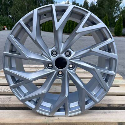 Model: 524 19" 8J ET42 5x112 Silver