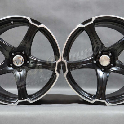 Model: 899 19" 8,5J ET37 + 9,5J ET35 5x114,3 Matt Black Machined