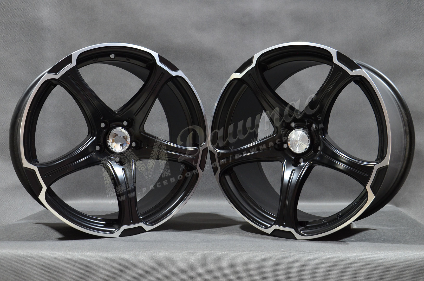 Model: 899 19" 8,5J ET37 + 9,5J ET35 5x114,3 Matt Black Machined - obrazek 3