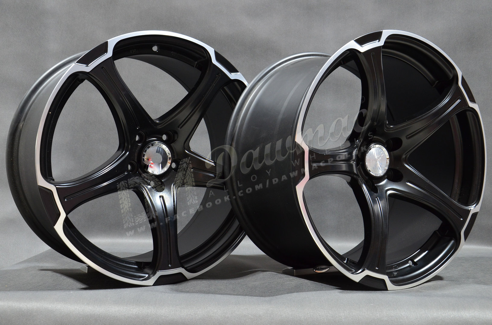 Model: 899 19" 8,5J ET37 + 9,5J ET35 5x114,3 Matt Black Machined - obrazek 4