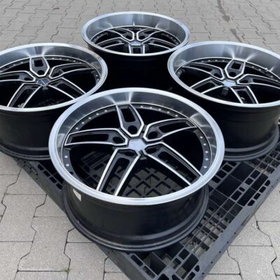 Model: AY319 19" 8,5J ET35 + 9,5J ET35 5x114,3 BK/MF