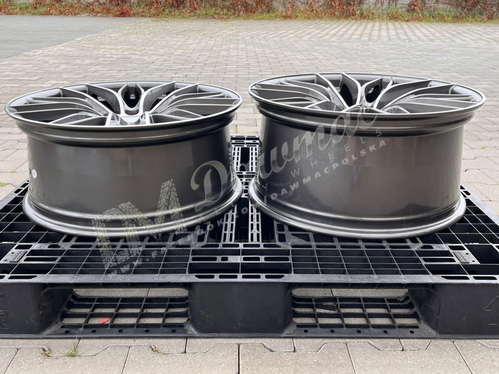 Model: B0216 20" 8,5J ET35 + 9,5J ET38 5x120 Gunmetal Machined - obrazek 8