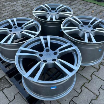 Model: S960 19" 9,5J ET46 + 11J ET51 5x130 GM Pol